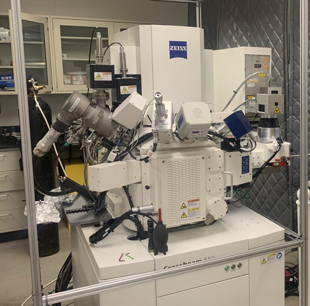 Zeiss Crossbeam 550 Laser FIB-SEM